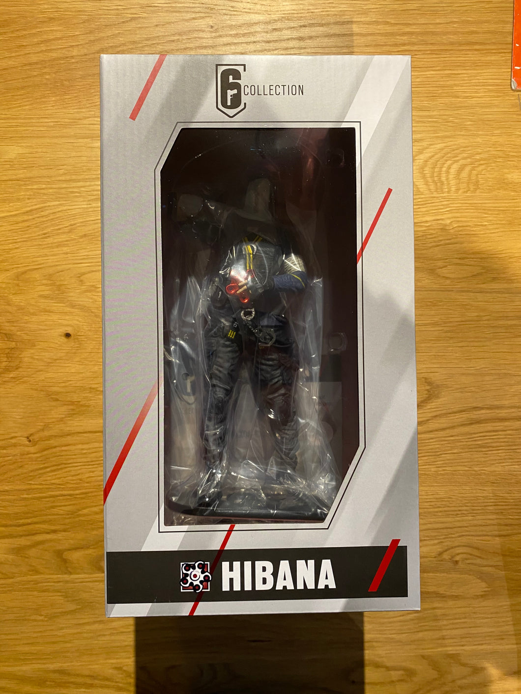 Rainbow six Hibana figurine